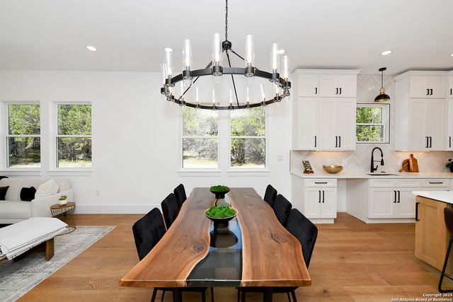 246 Mountain Creek, Boerne, TX 78006