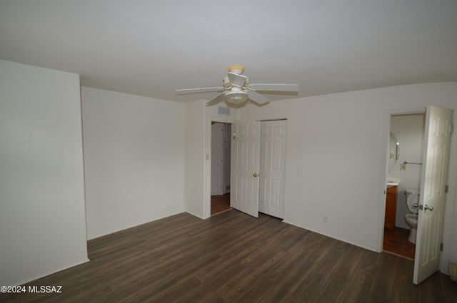 3957 E Hampton Place, Tucson, AZ 85712