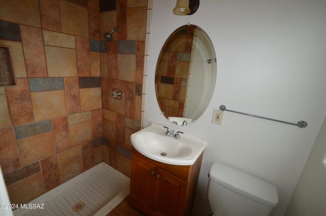 3957 E Hampton Place, Tucson, AZ 85712