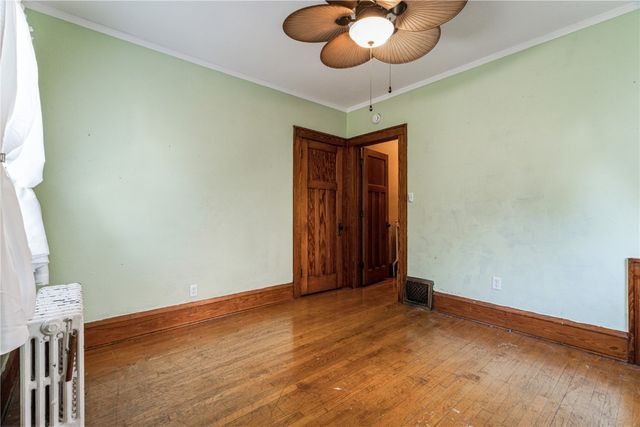 1602 1st Avenue NW, Cedar Rapids, IA 52405