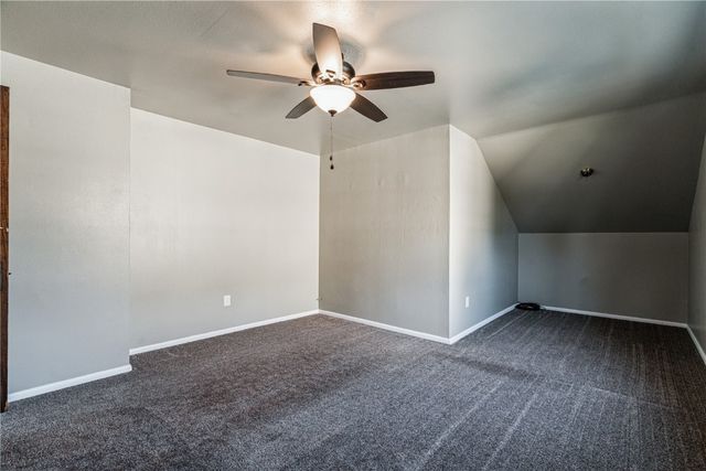 1602 1st Avenue NW, Cedar Rapids, IA 52405