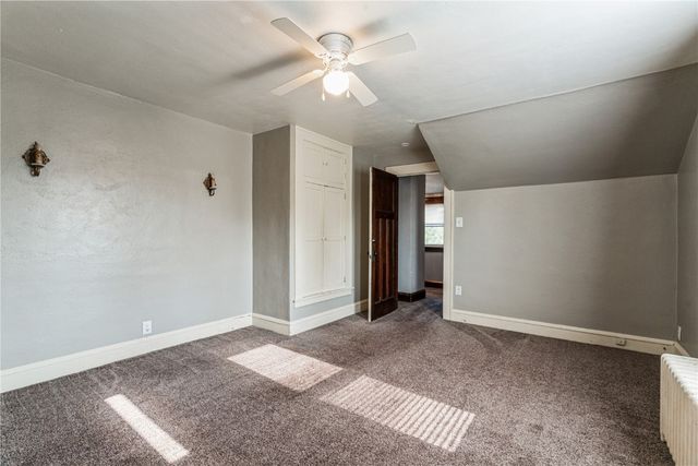 1602 1st Avenue NW, Cedar Rapids, IA 52405