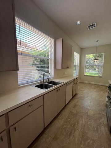 244 Hampton Place, Jupiter, FL 33458