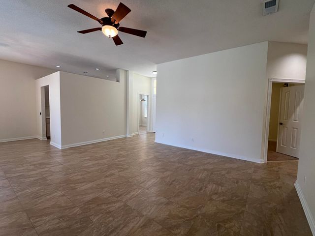 244 Hampton Place, Jupiter, FL 33458