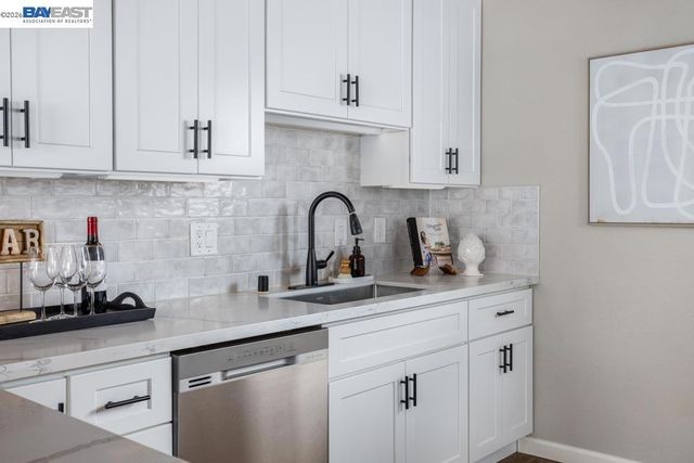 36637 Burdick St, Newark, CA 94560