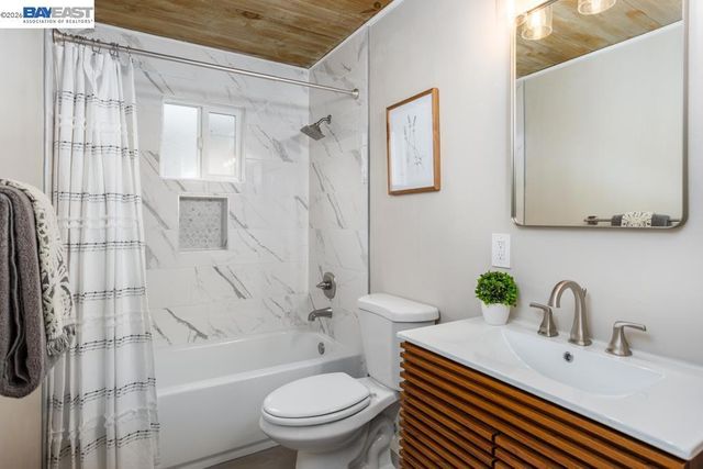 36637 Burdick St, Newark, CA 94560