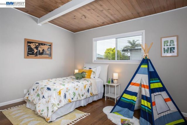 36637 Burdick St, Newark, CA 94560