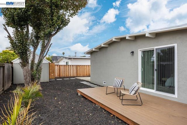 36637 Burdick St, Newark, CA 94560