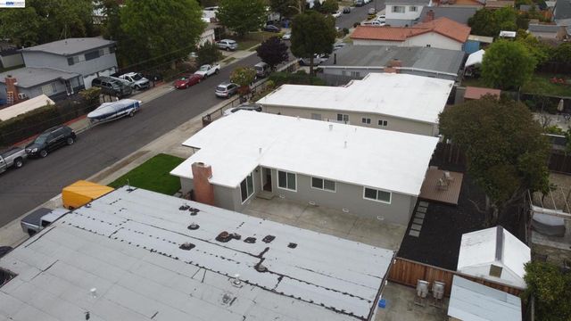 36637 Burdick St, Newark, CA 94560