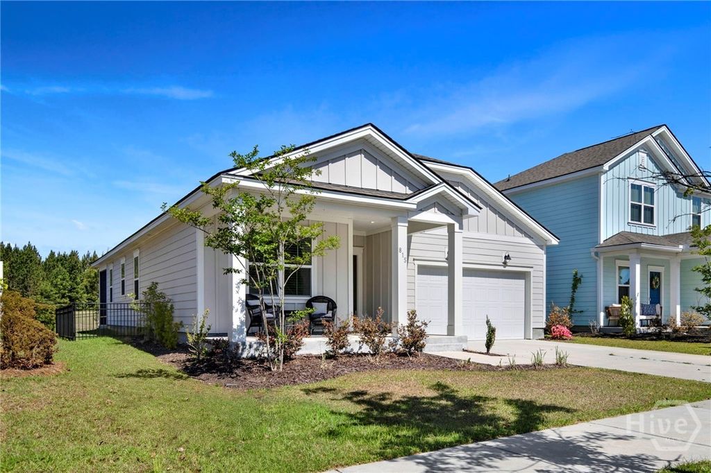 Image 2 of property listing at 815 Longleaf Drive, Richmond Hill, GA 31324