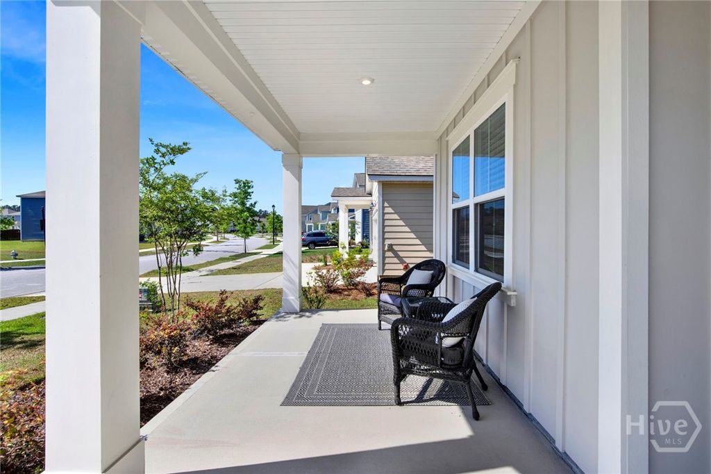 Image 3 of property listing at 815 Longleaf Drive, Richmond Hill, GA 31324