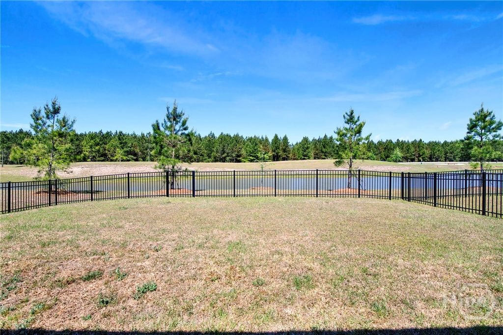 Image 33 of property listing at 815 Longleaf Drive, Richmond Hill, GA 31324