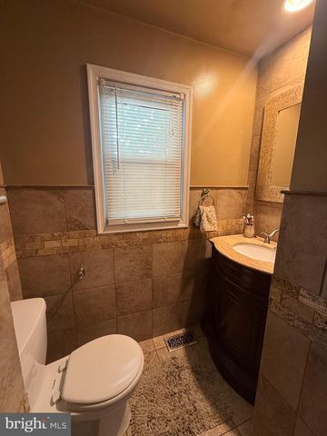 1906 WOODSBORO PL, Edgewater, MD 21037