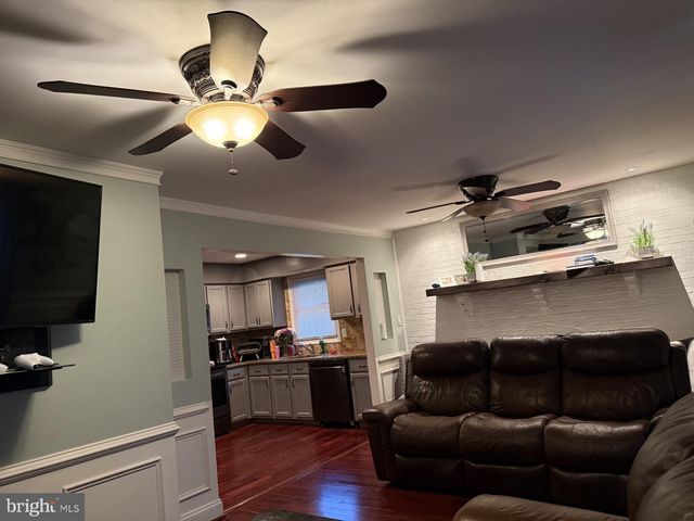 1906 WOODSBORO PL, Edgewater, MD 21037