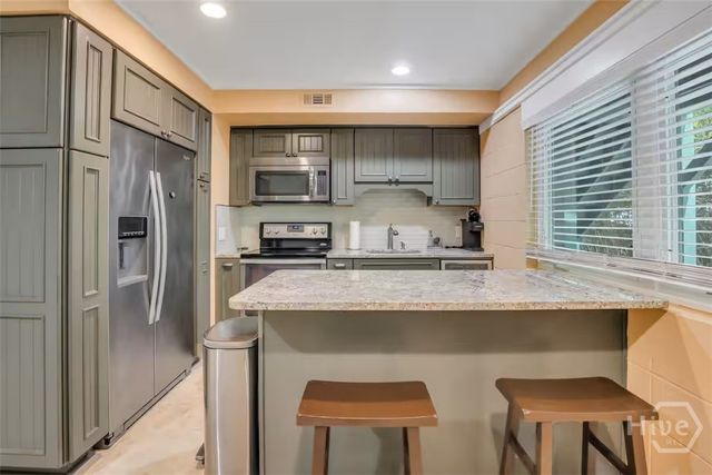 14 17th Street, Tybee Island, GA 31328