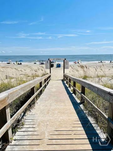 14 17th Street, Tybee Island, GA 31328