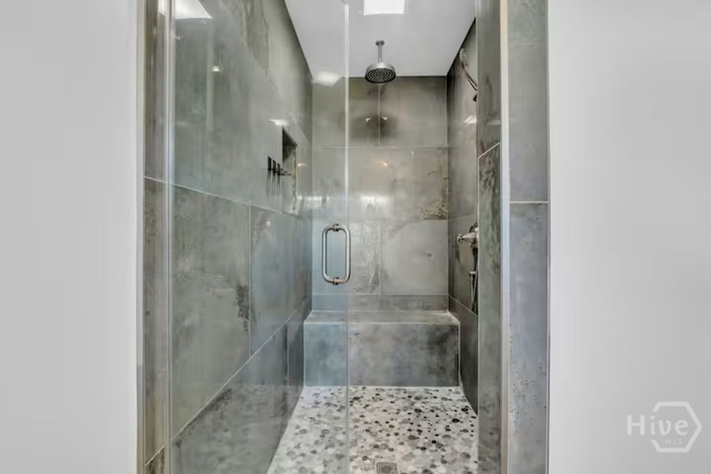 Image 9 of property listing at 14 17th Street, Tybee Island, GA 31328