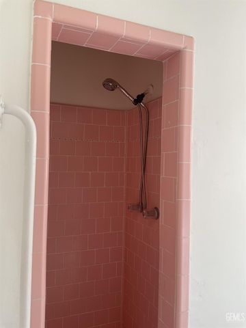 401 F Street, Taft, CA 93268