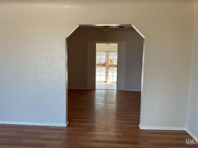 401 F Street, Taft, CA 93268