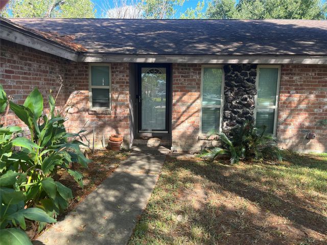 11702 Ensbrook Drive, Houston, TX 77099