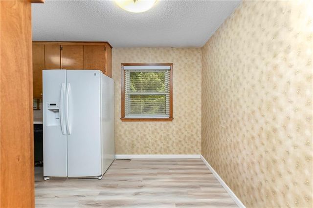 3801 STONEWALL Court, Independence, MO 64055