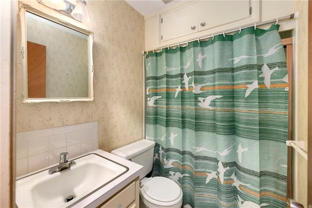 3801 STONEWALL Court, Independence, MO 64055