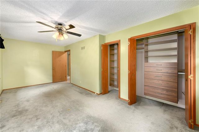 3801 STONEWALL Court, Independence, MO 64055