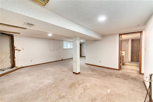 3801 STONEWALL Court, Independence, MO 64055