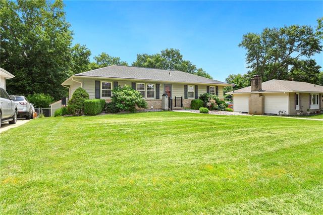 3801 STONEWALL Court, Independence, MO 64055