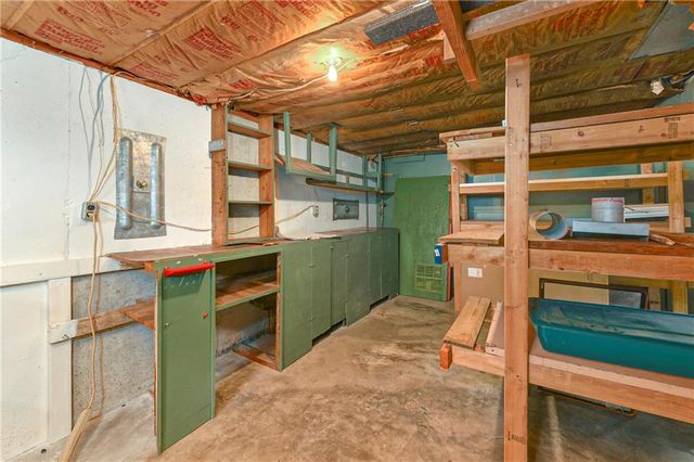 3801 STONEWALL Court, Independence, MO 64055