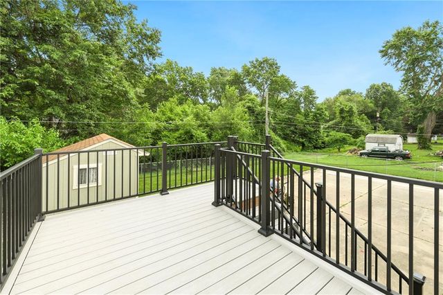 3801 STONEWALL Court, Independence, MO 64055