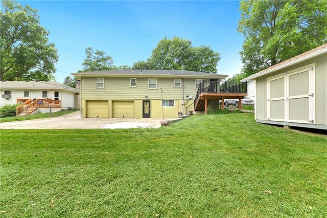 3801 STONEWALL Court, Independence, MO 64055