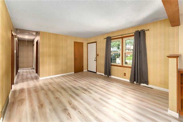 3801 STONEWALL Court, Independence, MO 64055