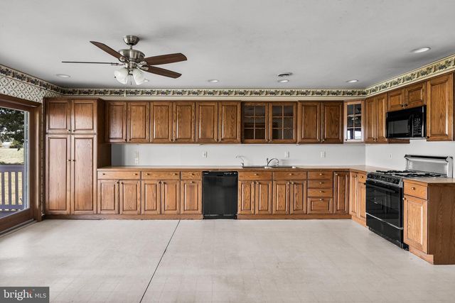 496 MEDFORD LAKES RD, Tabernacle, NJ 08088