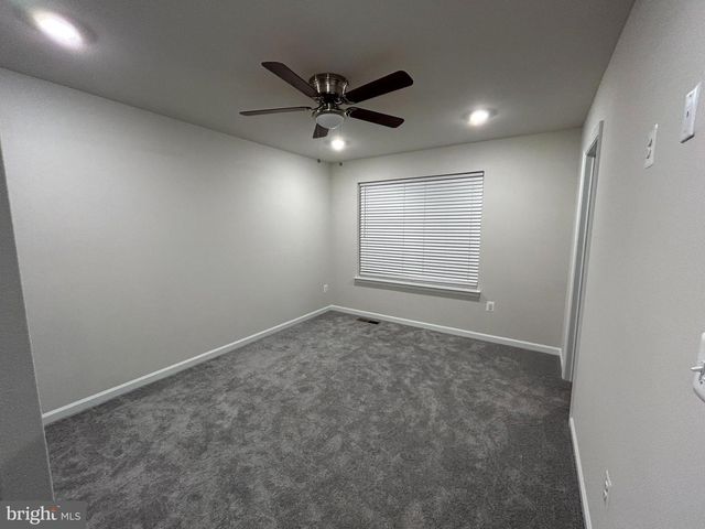145 SWAN FIELD AVE, Ranson, WV 25438