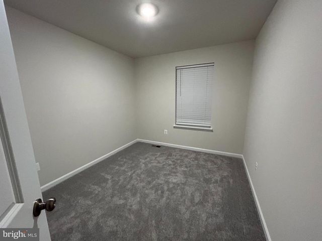 145 SWAN FIELD AVE, Ranson, WV 25438
