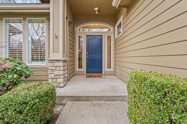 1579 N Watson Way, Eagle, ID 83616