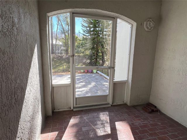 18714 WIMBLEDON CIRCLE 18714, Lutz, FL 33558