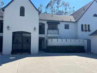 18714 WIMBLEDON CIRCLE 18714, Lutz, FL 33558