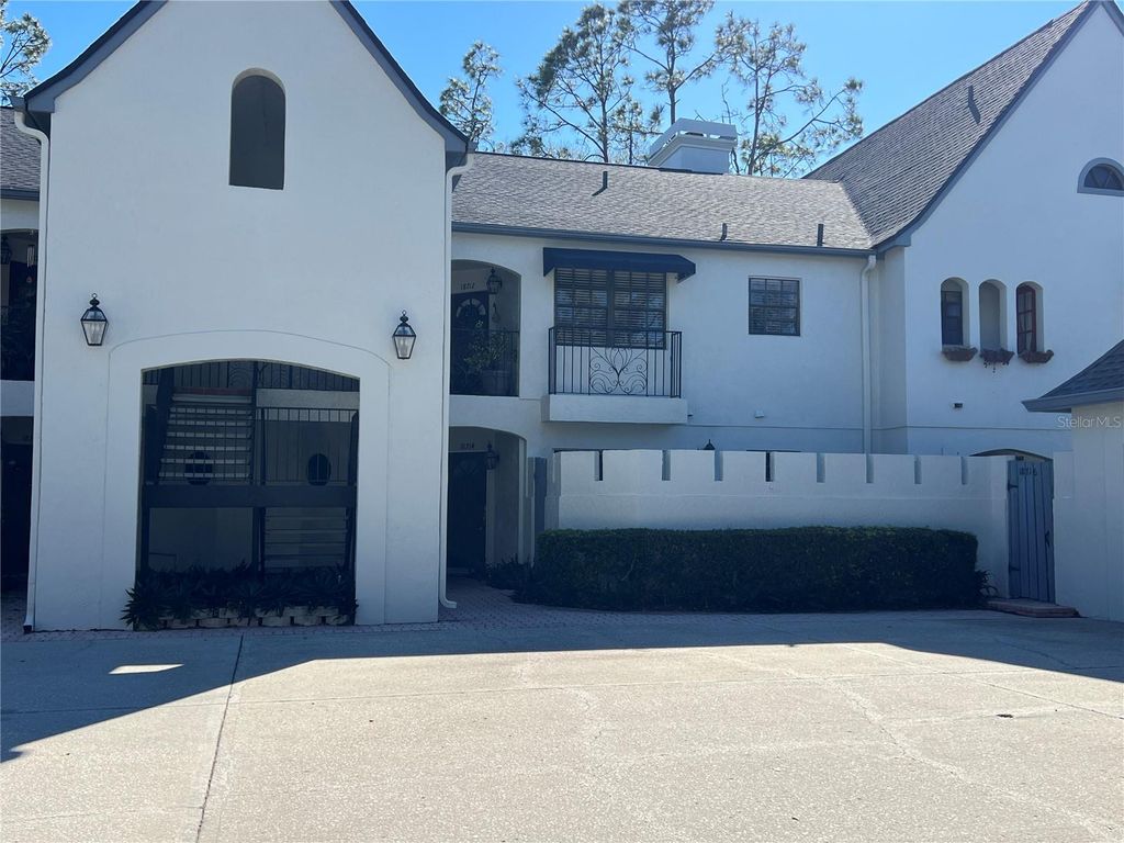 18714 WIMBLEDON CIRCLE 18714, Lutz, FL 33558