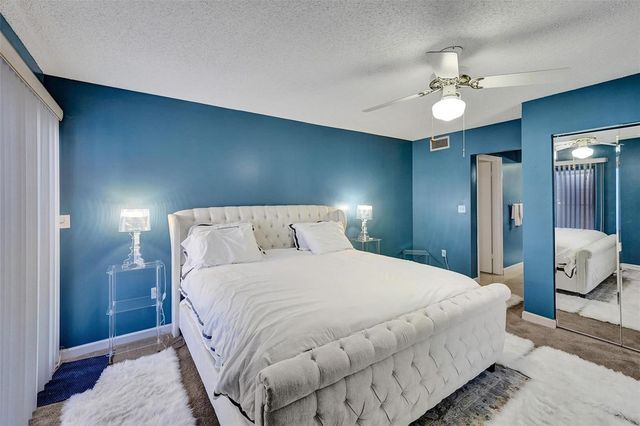 4060 N Hills Drive 32, Hollywood, FL 33021