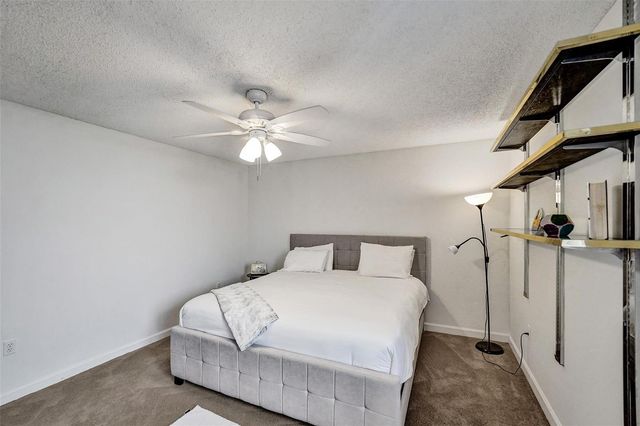 4060 N Hills Drive 32, Hollywood, FL 33021