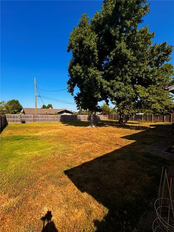 922 S 15th Street, Rogers, AR 72758