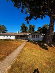 922 S 15th Street, Rogers, AR 72758
