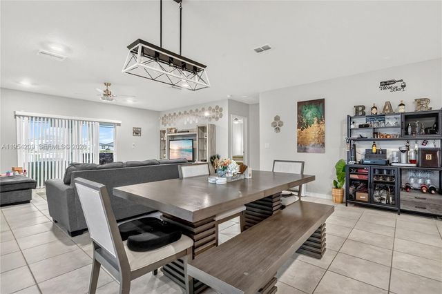 906 SWAYING SAWGRASS AVENUE, Ruskin, Other City - In The State Of Florida, FL 33570