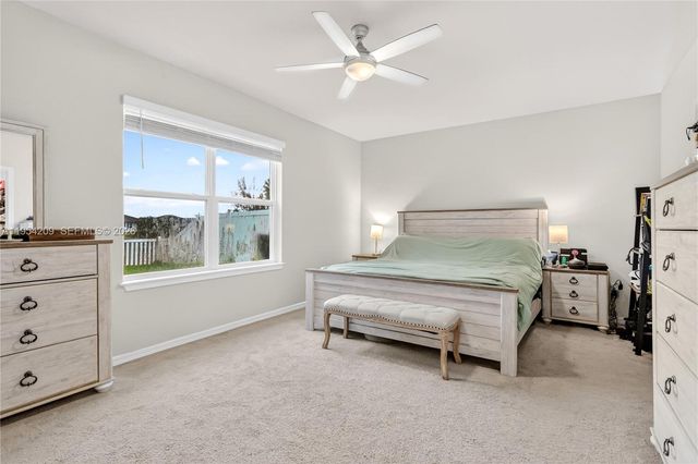 906 SWAYING SAWGRASS AVENUE, Ruskin, Other City - In The State Of Florida, FL 33570