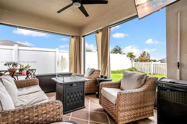 906 SWAYING SAWGRASS AVENUE, Ruskin, Other City - In The State Of Florida, FL 33570