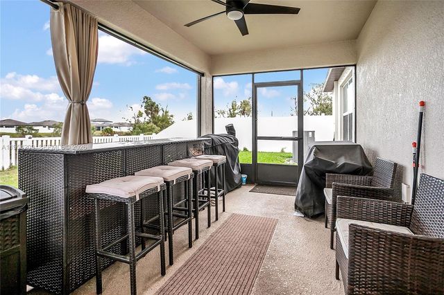 906 SWAYING SAWGRASS AVENUE, Ruskin, Other City - In The State Of Florida, FL 33570