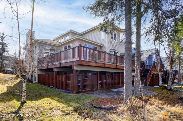 17201 Yellowstone Drive, Eagle River, AK 99577
