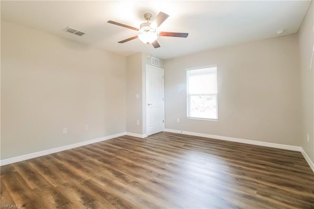 3022 36th ST SW, Lehigh Acres, FL 33976